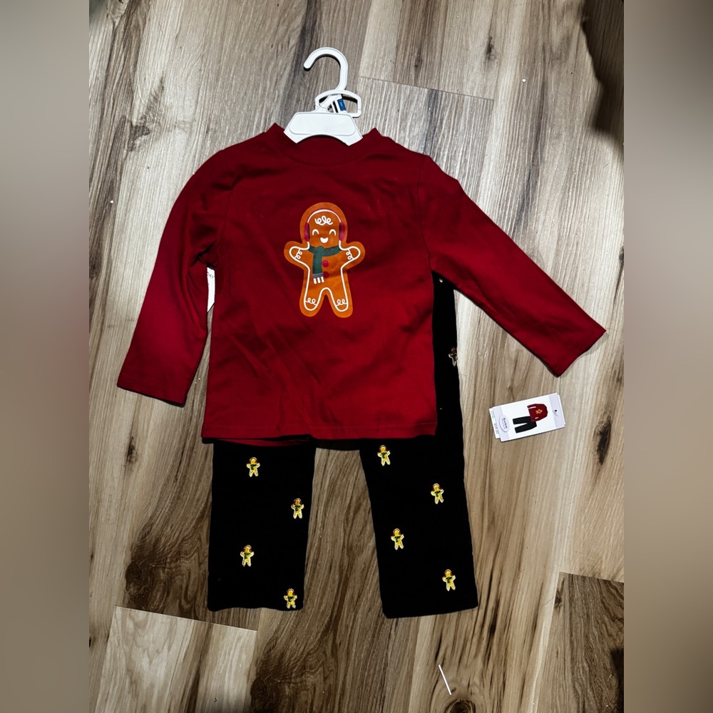 NWT Kids Gingerbread set